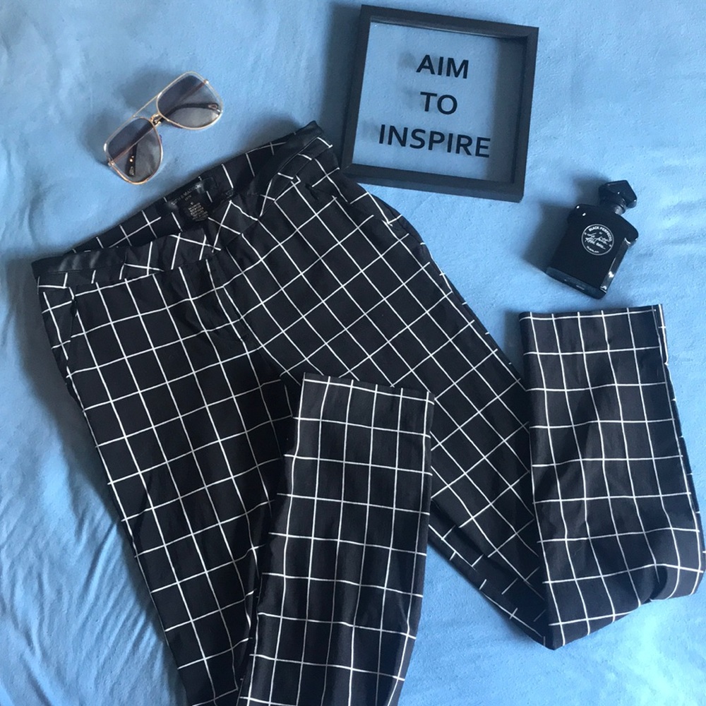 stretchy capri pants